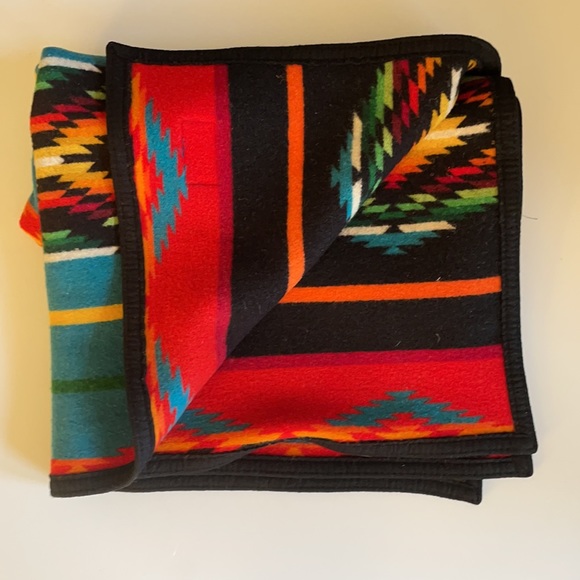 Pendleton baby blankets - Picture 4 of 4